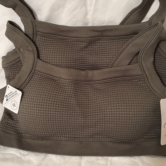 Rene Rofe 2 Seamless Comfort Bras with Removable Pads - Picture 2 of 7